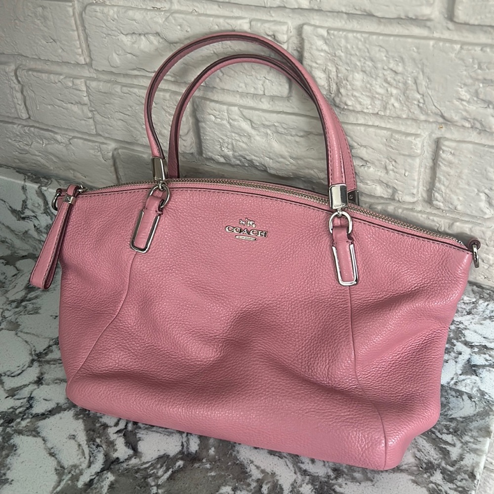 ⭐️SOLD⭐️ Coach 2way Pink F36675 Leather Kelsey Satchel Bag